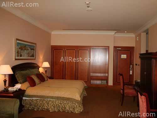 Al Raha Beach Hotel 11